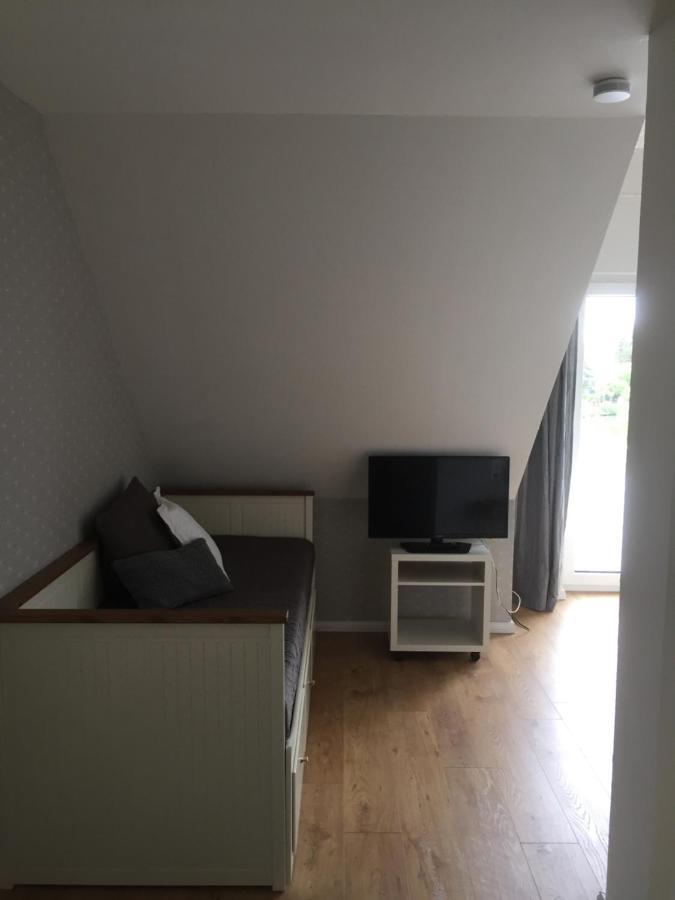 Familienfreundliche Ferienwohnung Am See Soemmerda Exterior photo