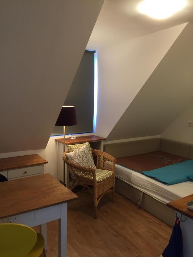 Familienfreundliche Ferienwohnung Am See Soemmerda Exterior photo