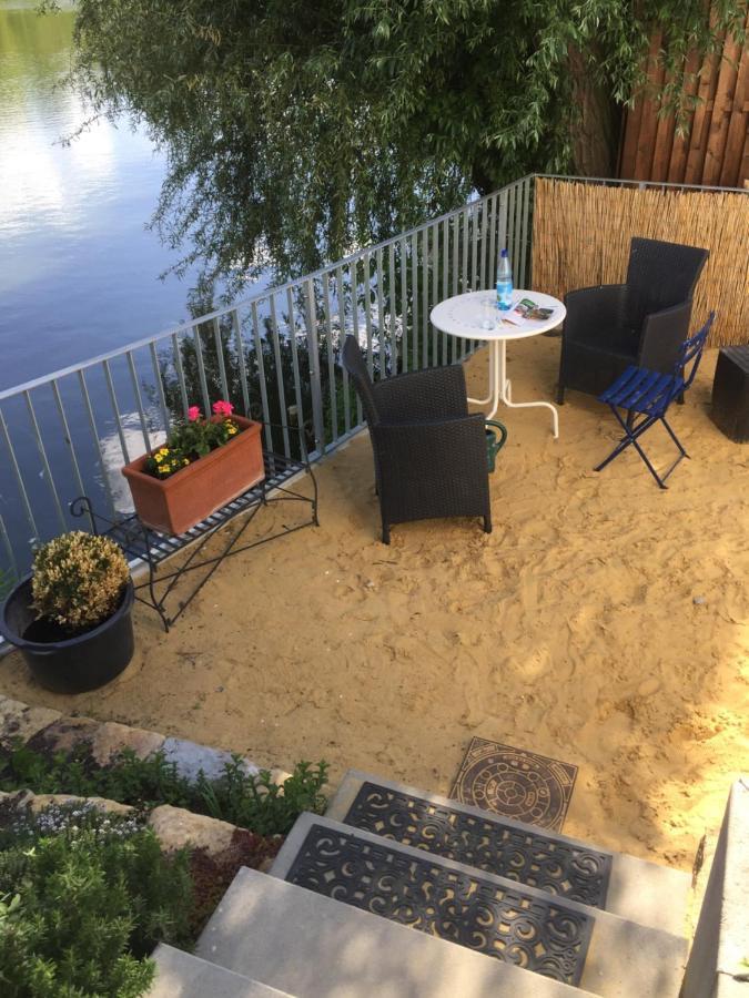 Familienfreundliche Ferienwohnung Am See Soemmerda Exterior photo